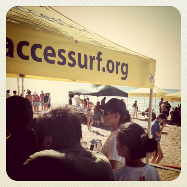 西の海、ホワイトプレインズビーチにて。｜ラララハワイ生活。