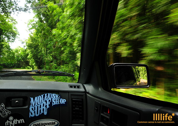 海に行く専用車で、ハワイの森に乗り込む。| llllife: ken munakata